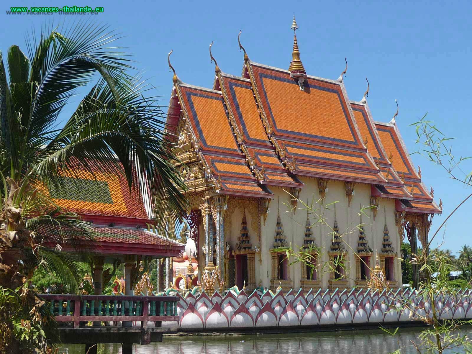 english photo 18, Many beautiful Buddhist temples on Koh Samui in Thailand